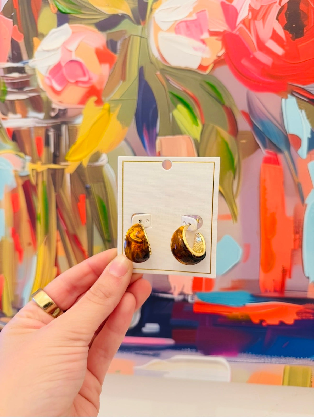 MM/ The Veyda Earrings/ Tortoise