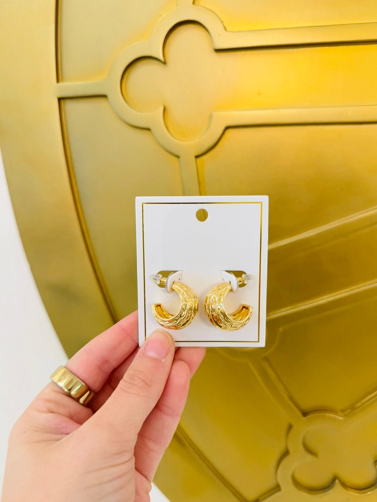 MM/ The Colbie Earrings