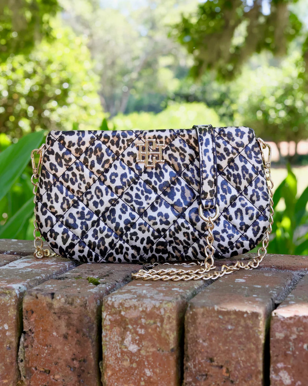 The Livi Quilted Crossbody