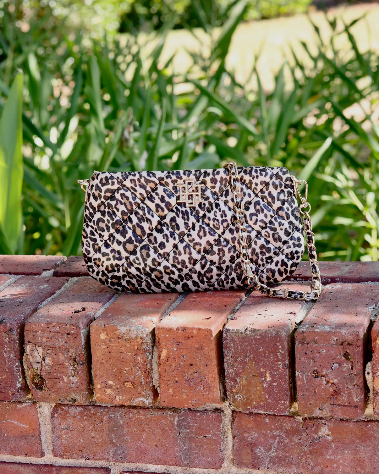 The Livi Crossbody/ Spotted SQ