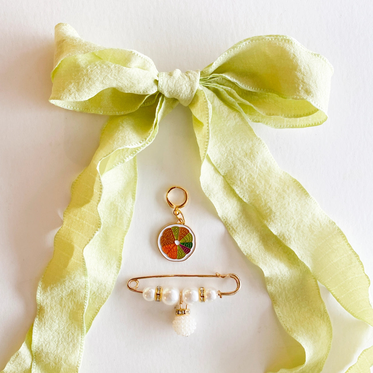 The Sneaker Charm & Lace Set/ Lime