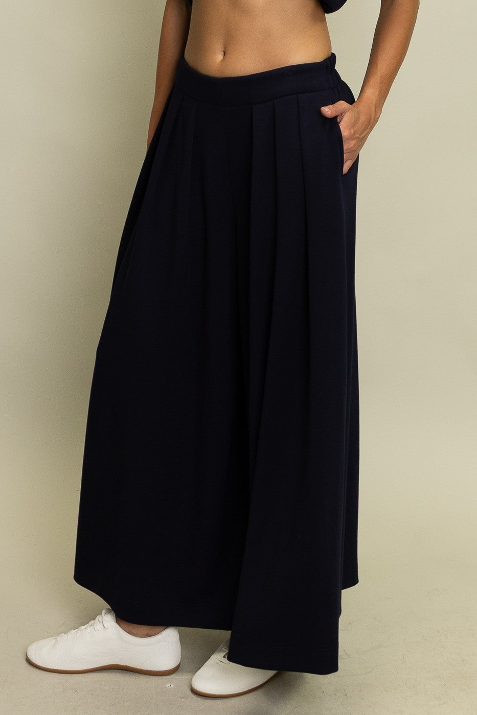 The Pria Pleat Pant