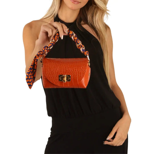 The Saylen Scarf Strap