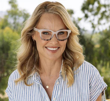 Peepers/ Hidden Gem Eyeglasses