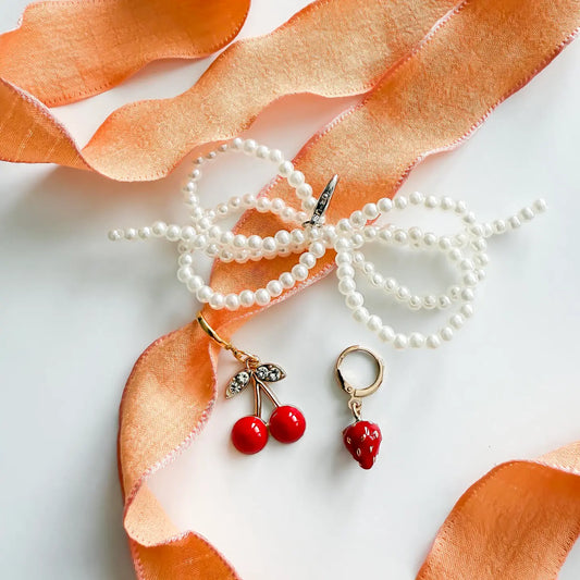 The Sneaker Charm & Lace Set/ Mango