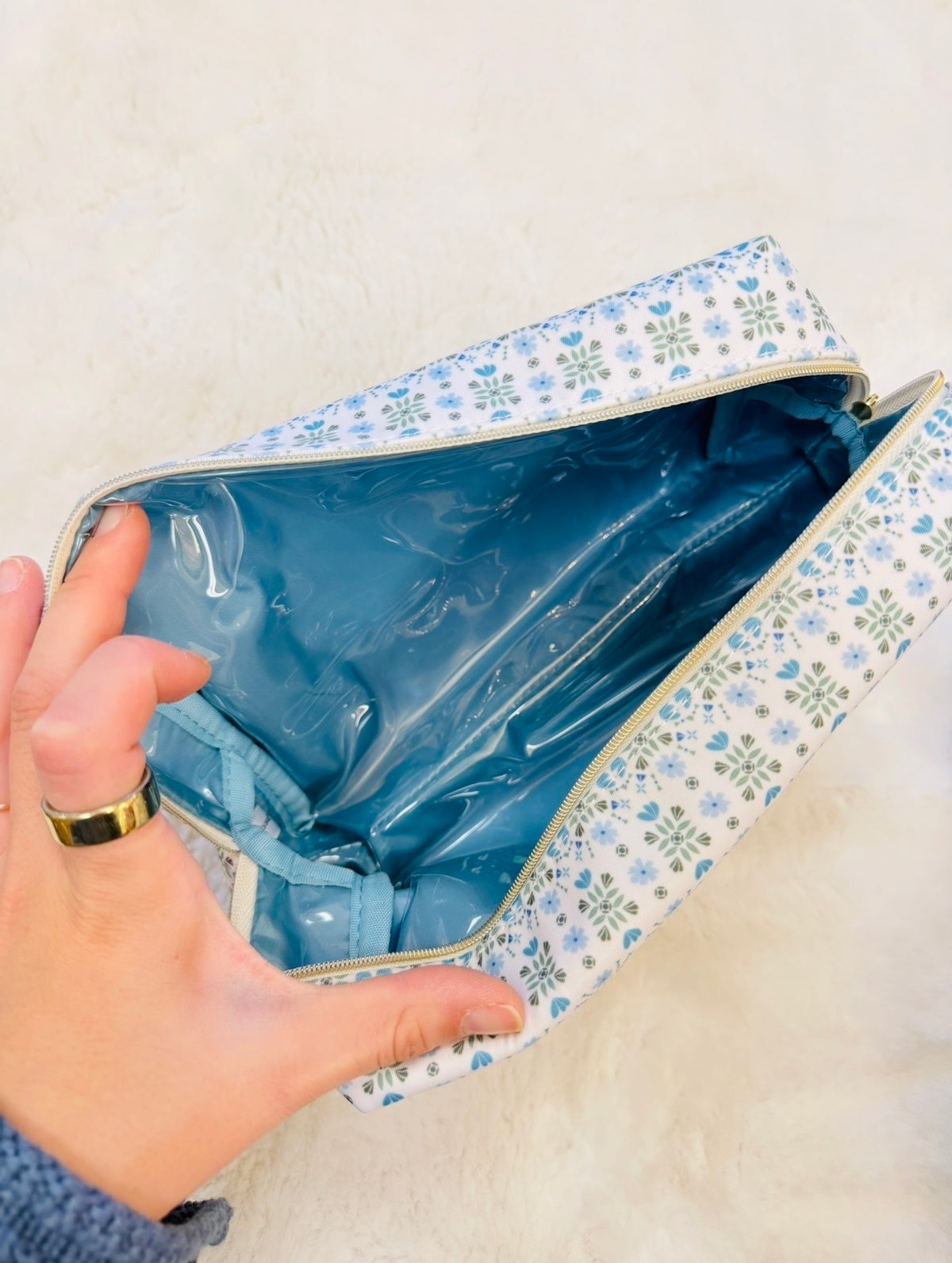 MS/ The Let's Face It Cosmetic Bag/ Take Two-Blue
