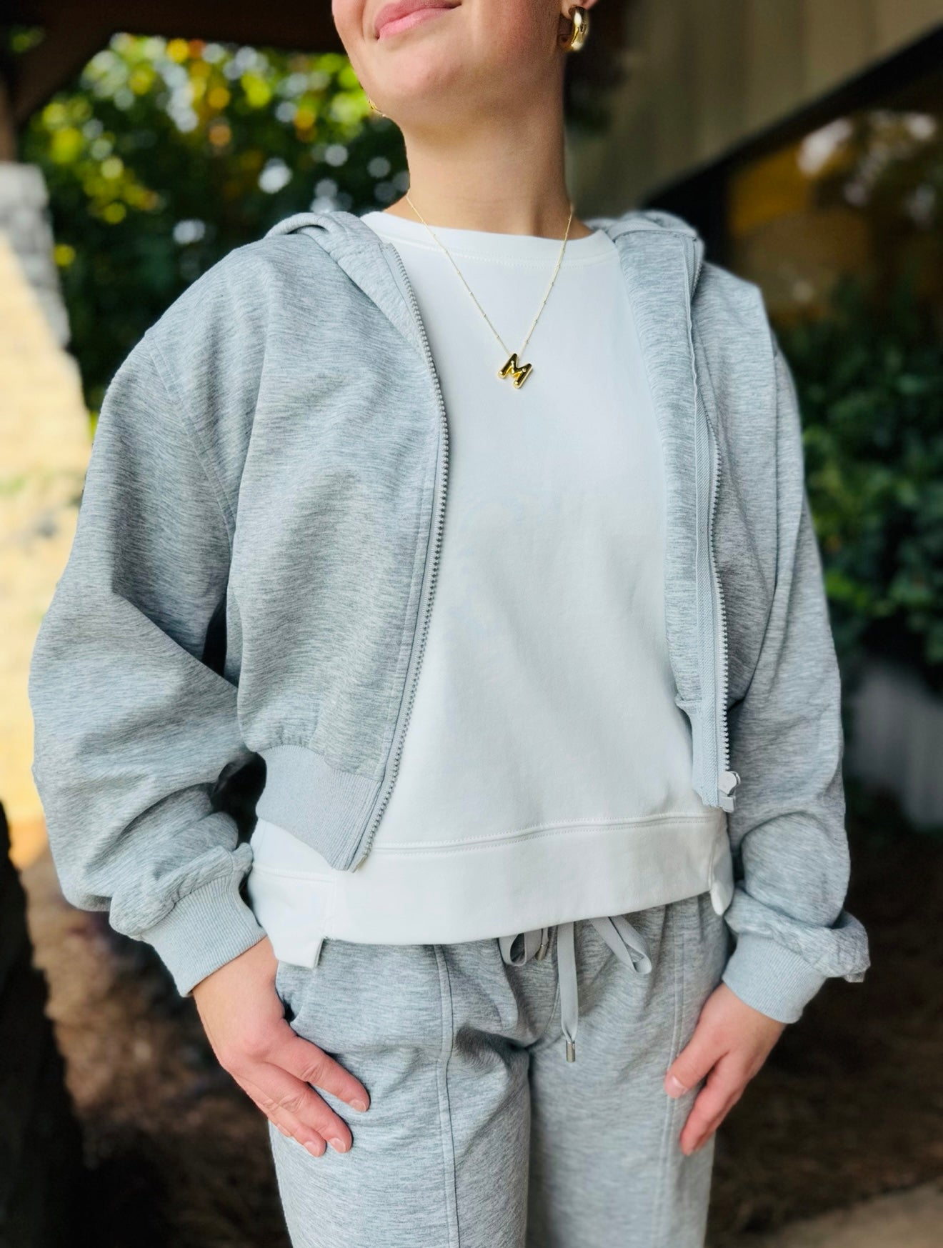 The Mola Modal Zip