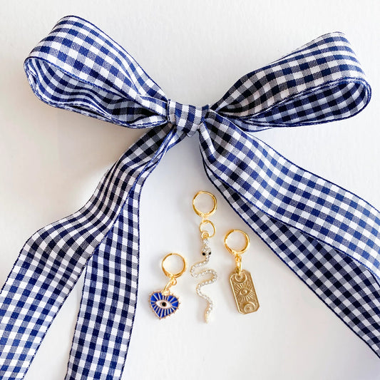 The Sneaker Charm & Lace Set/ Navy Gingham