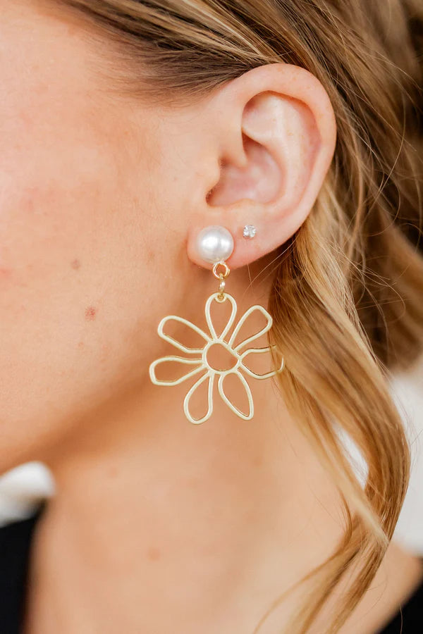 The Daisy Earring