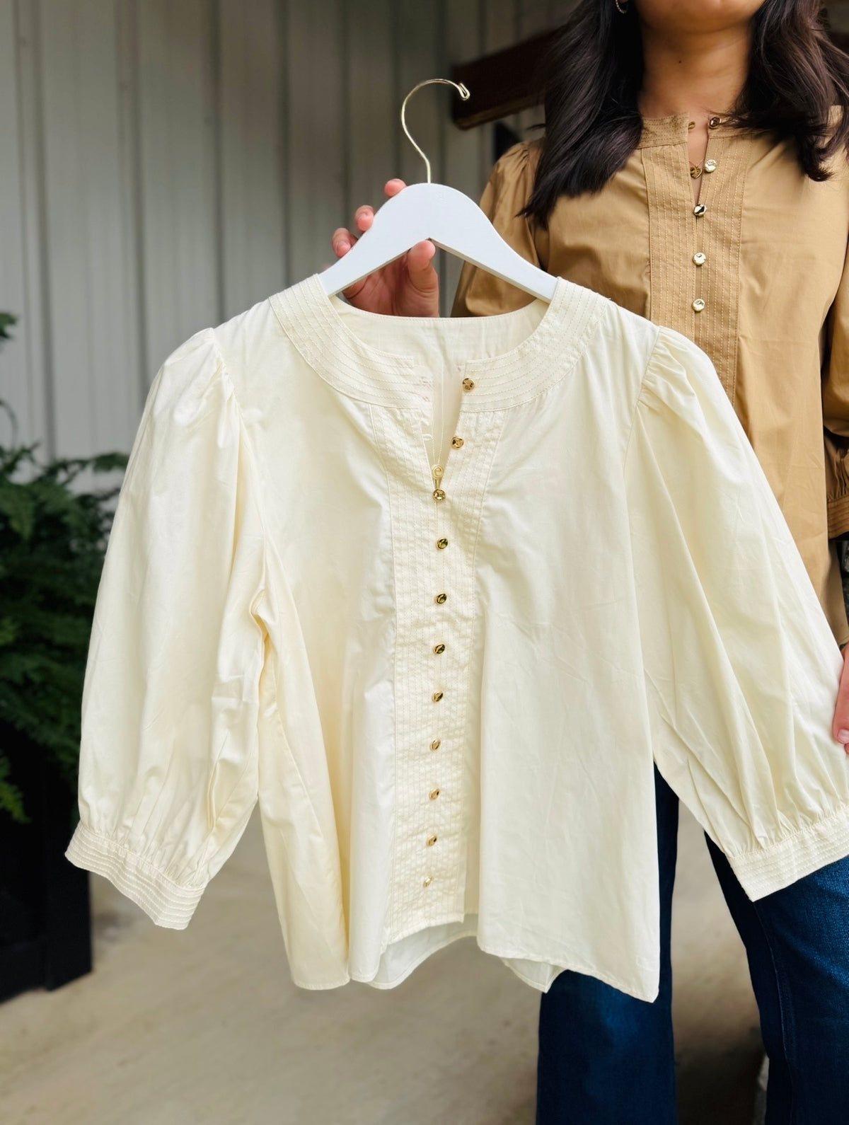 The Stannla Solid Top