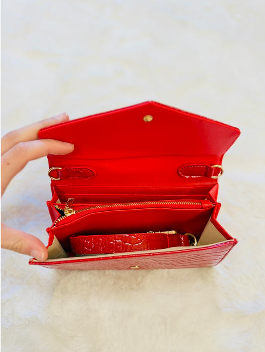 The Carlington Clutch/ Red Patent EC