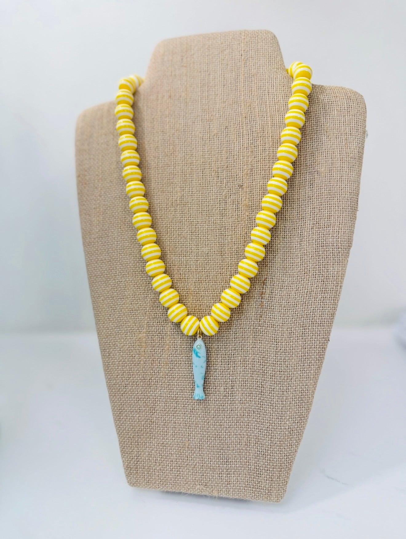 HD/ The Stannie Striped Fish Necklace/ Yellow + Aqua