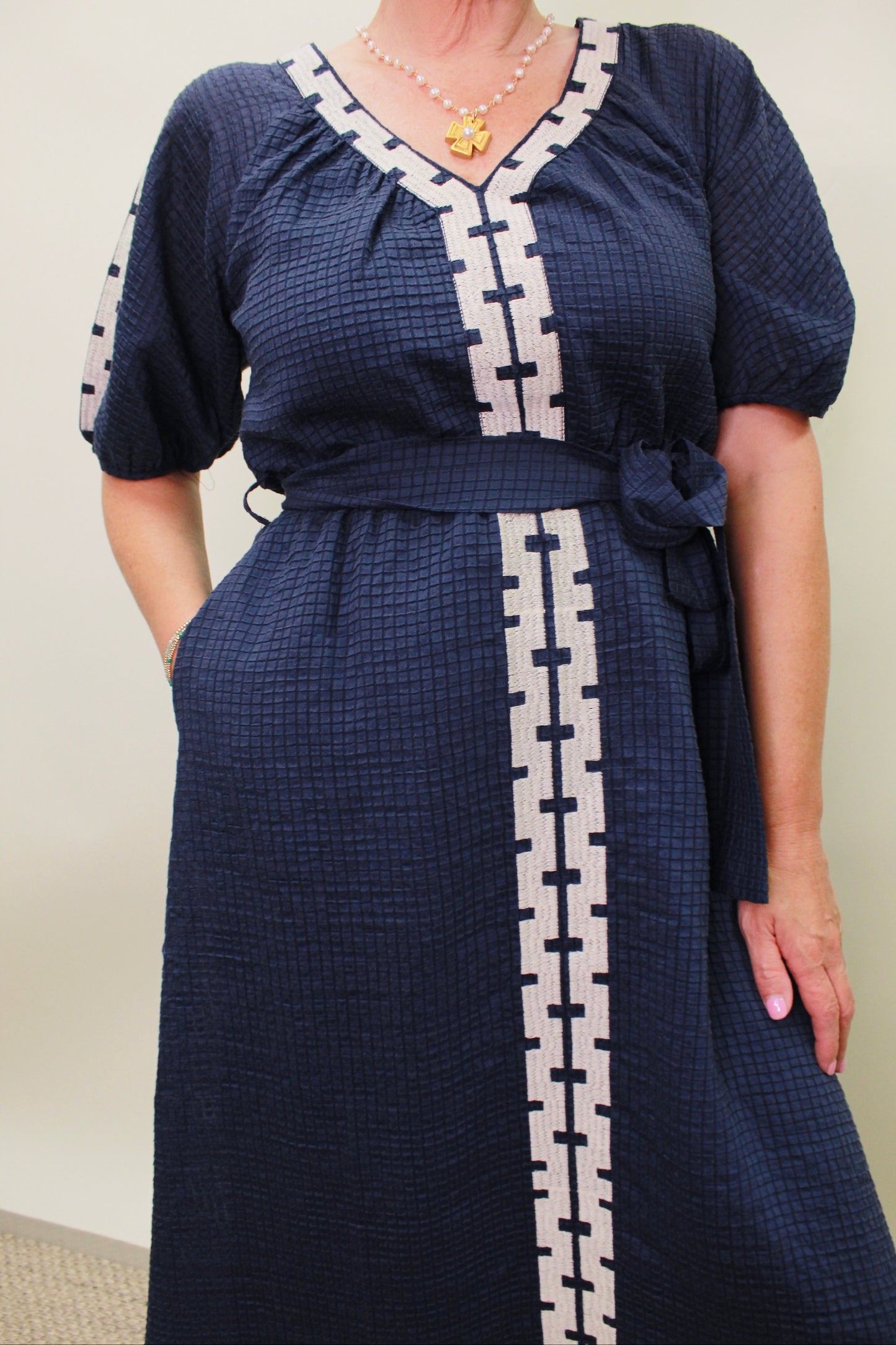 The Tolia Textured Midi Dress