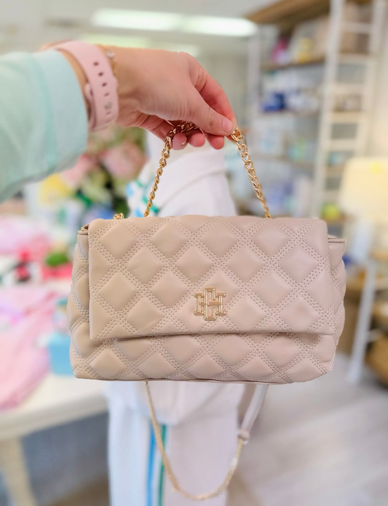 The Leigh Quilted Crossbody