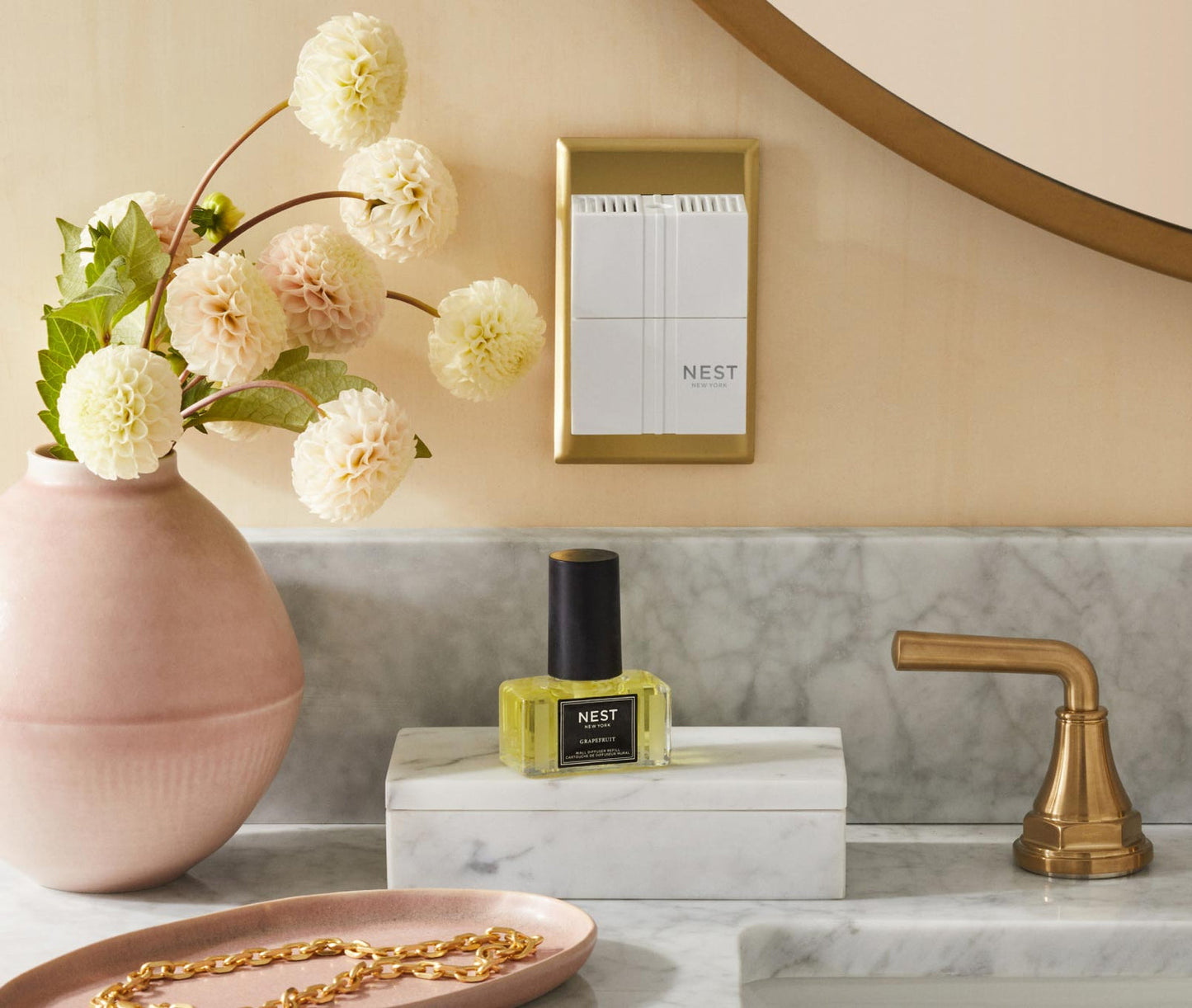 NEST / Wall Plug In Diffuser