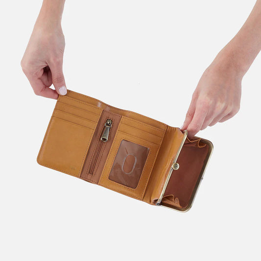 HOBO/ Robin Compact Wallet/ Natural