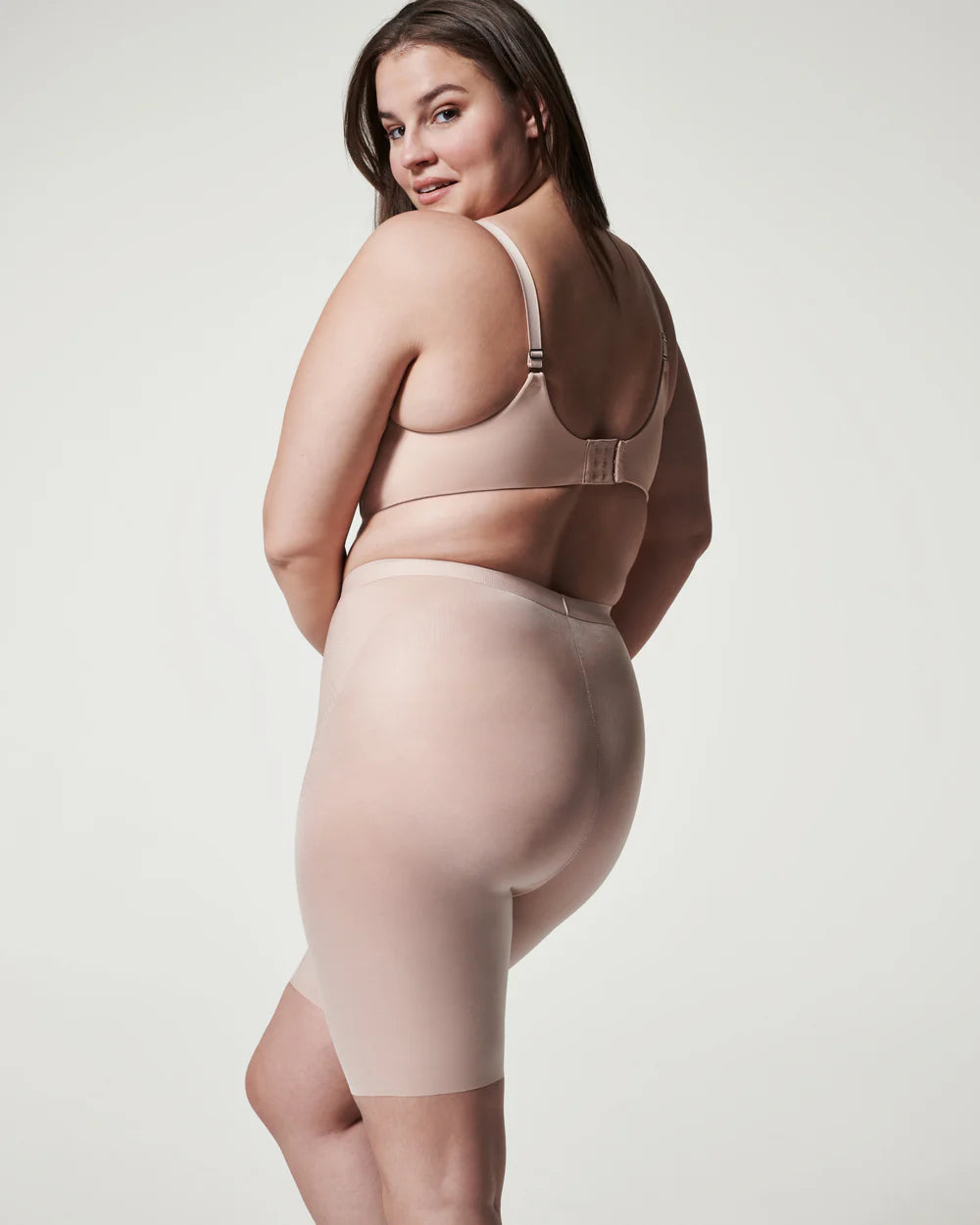 SPANX/ Thinstinct 2.0 Mid-Thigh Short