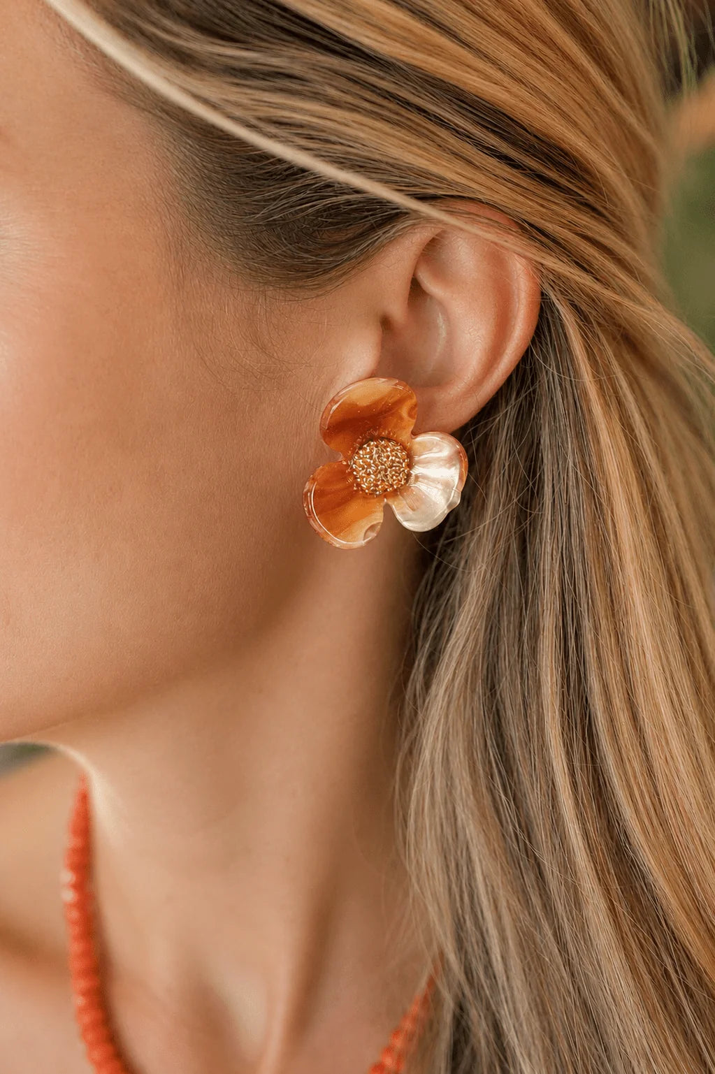 Lisi Lerch/ The Bell Acrylic Flower Earring/ Tan