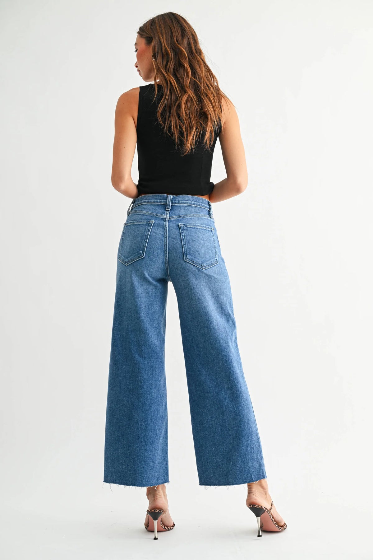 Just Black/ The Scissor Cut Wide Leg/ Medium Wash