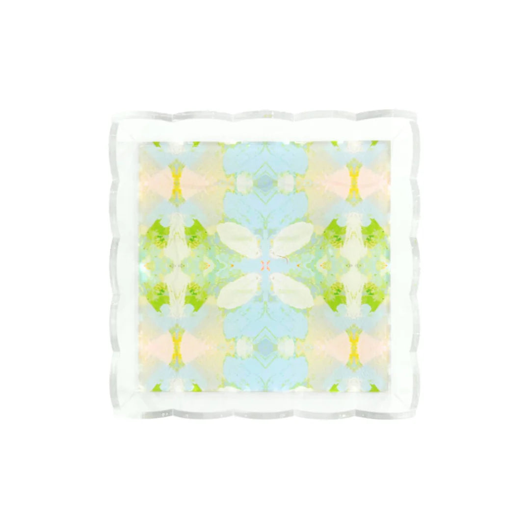 Laura Park/ Scalloped Tray/ Small