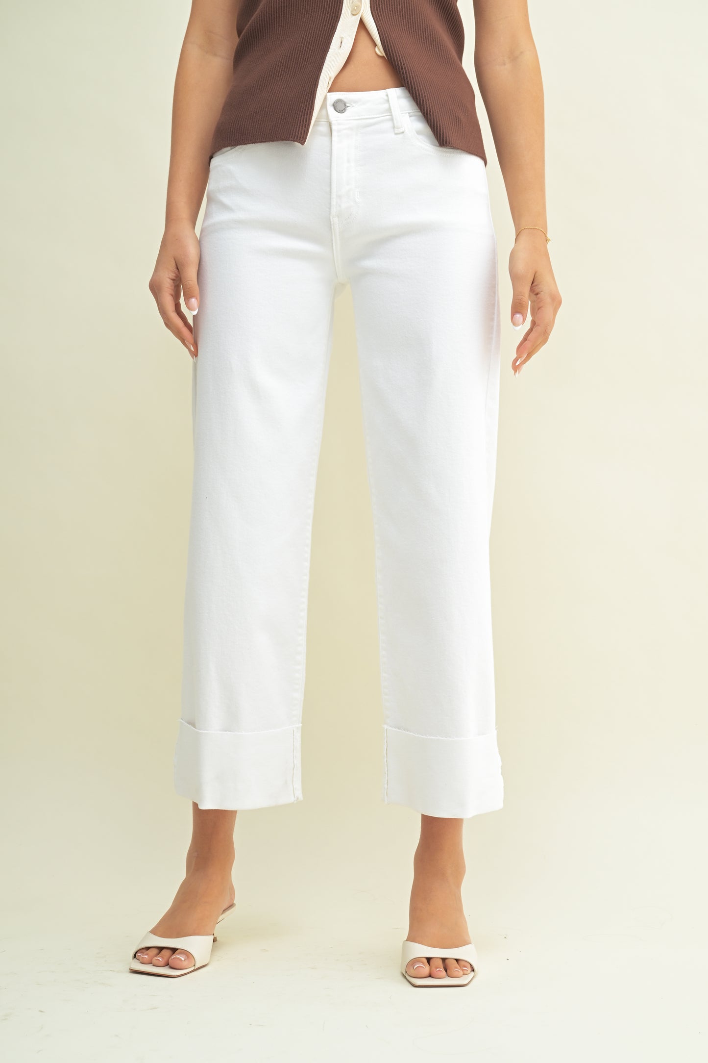 JBD/ The Scissor Cut Cuffed Jean