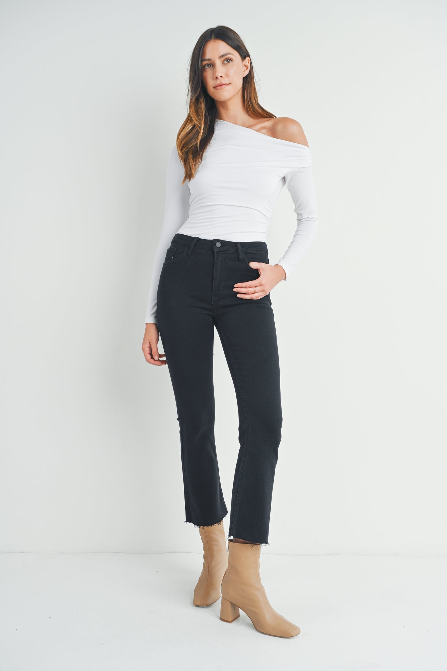 Just Black/ HR Tonal Crop Flare/ Washed Black