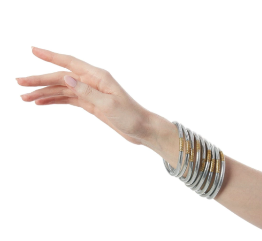 BuDhaGirl/Silver Bangles set of 9
