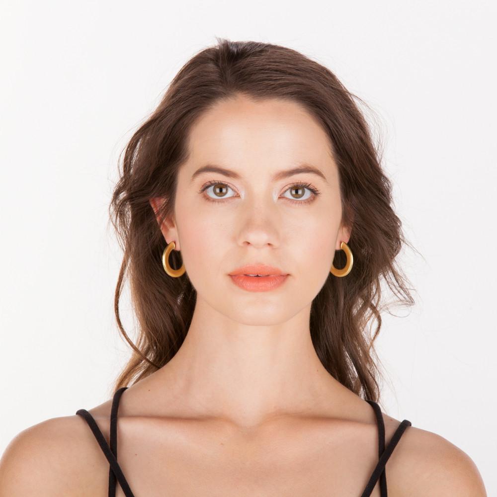 Sheila Fajl-Small Irene Hoop