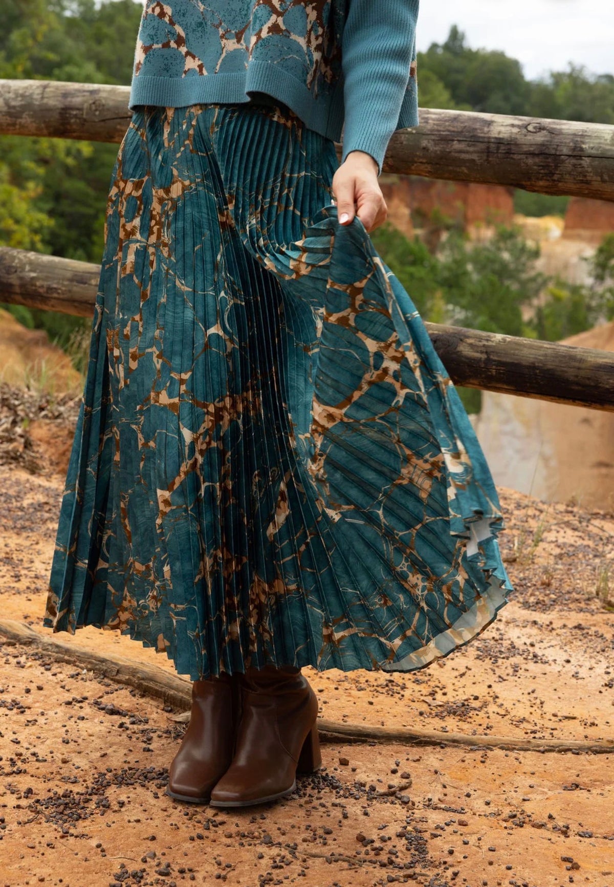 Alden Adair/ The Mcneil Skirt/ Riverstone