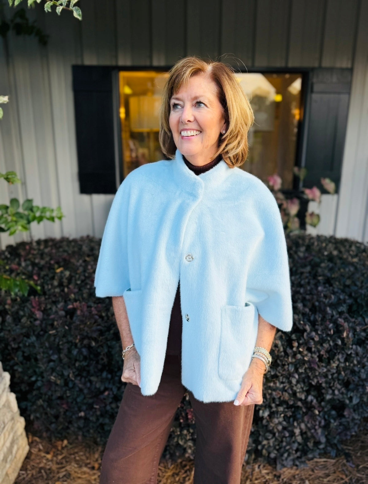 Ivy Jane/ The Faux Fur Capelet