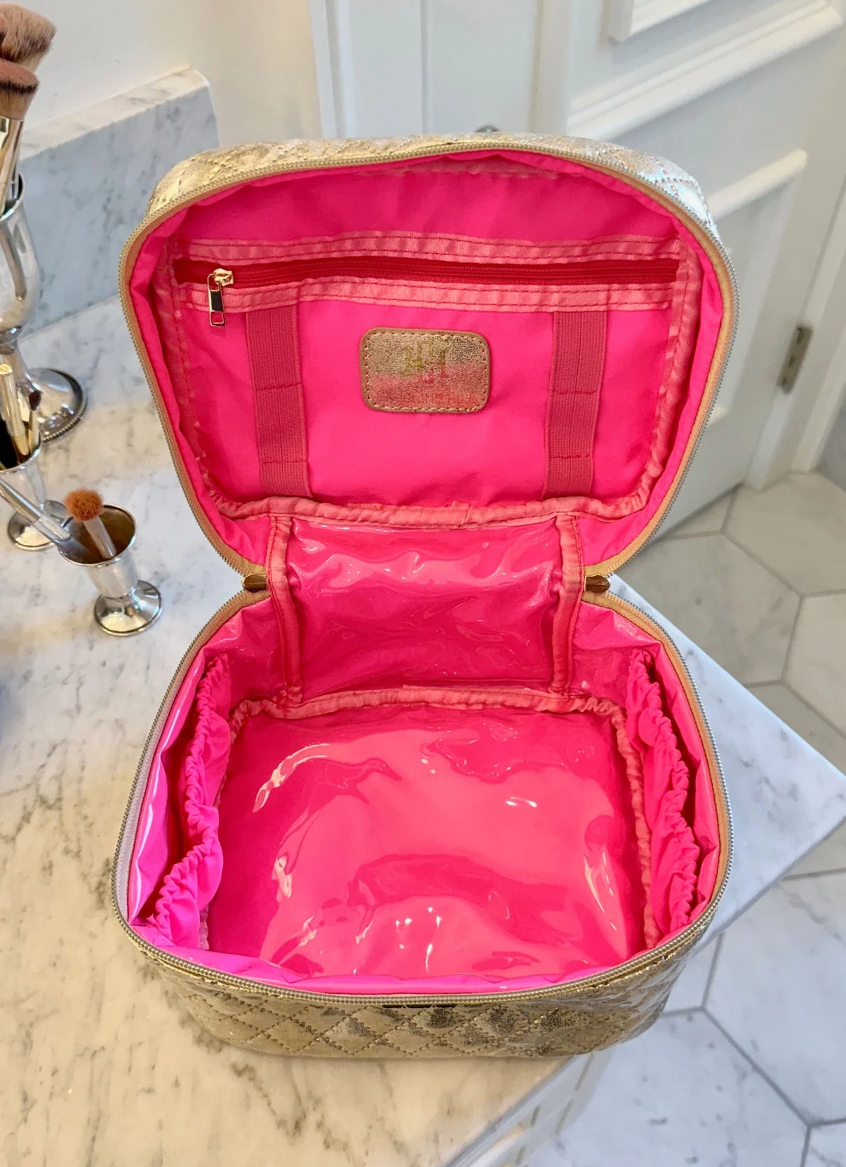 The Hampton Train Case/ Champagne Pop