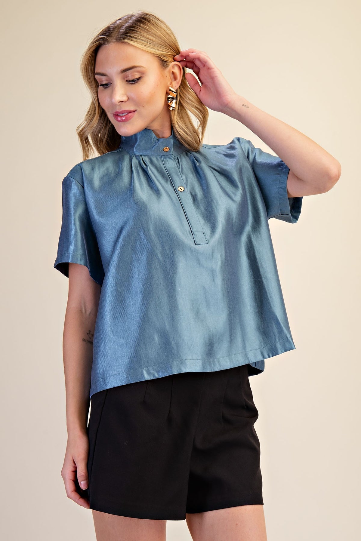 The Prisley Placket Top
