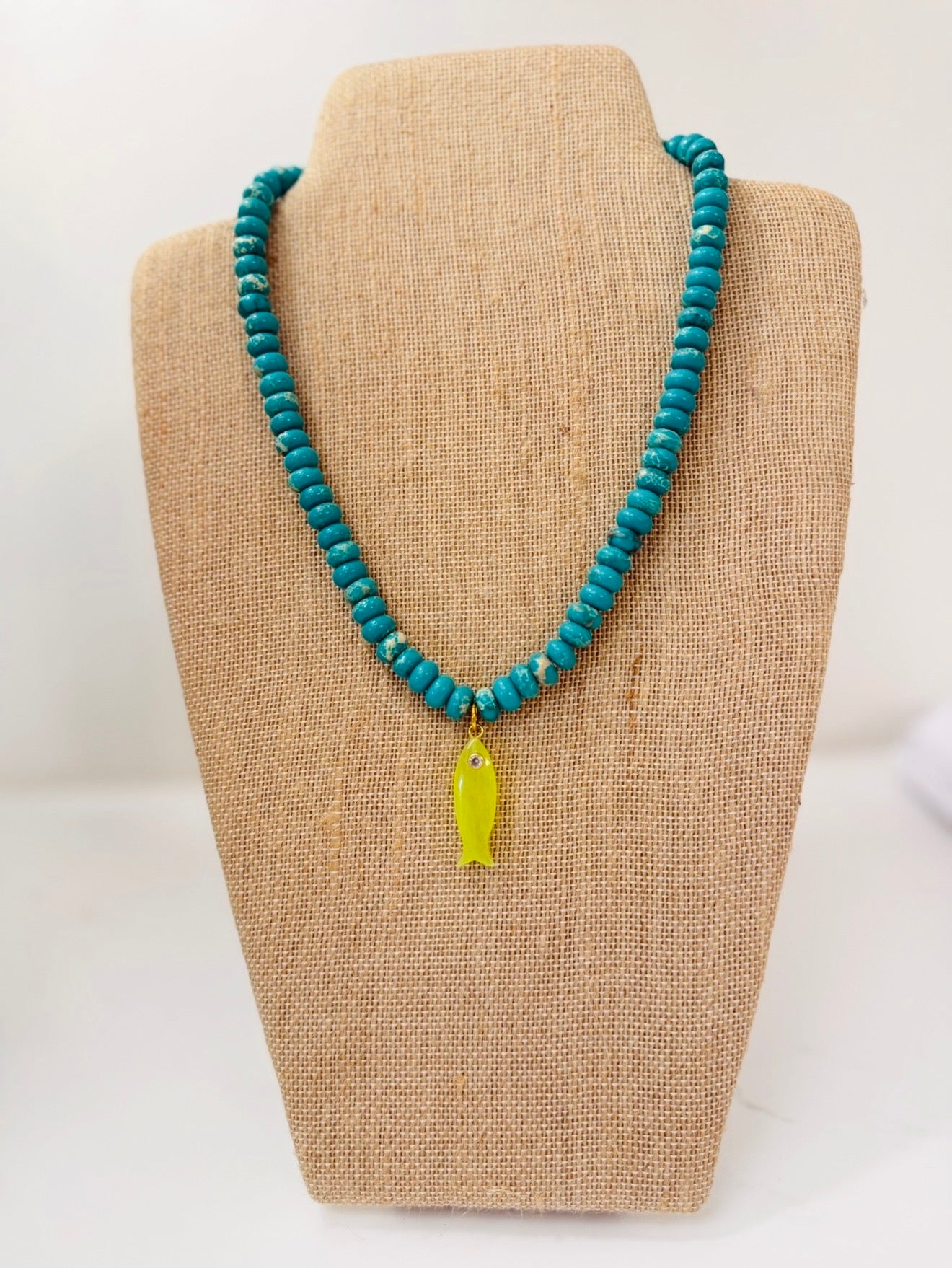 HD/ The Folly Fish Necklace/ Aqua + Green