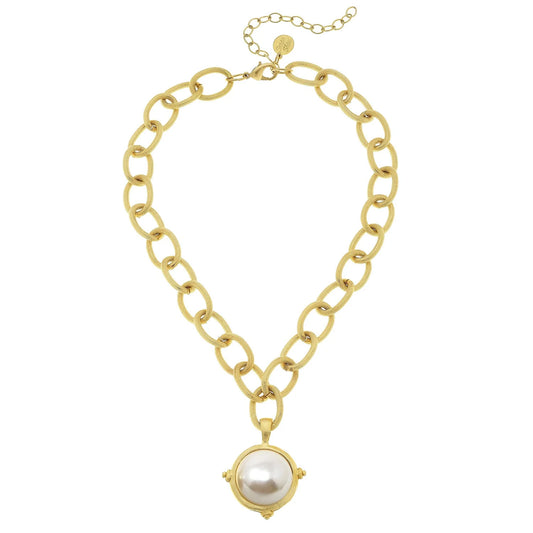 Susan Shaw/ Cotton Pearl on Handcast Gold Chain Necklace