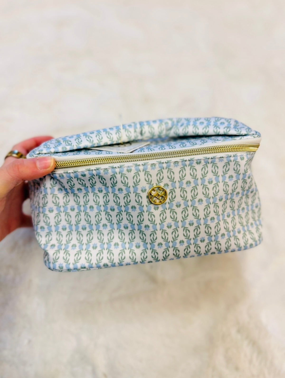 MS/ The Kiss & Makeup Cosmetic Bag/ Bloomline