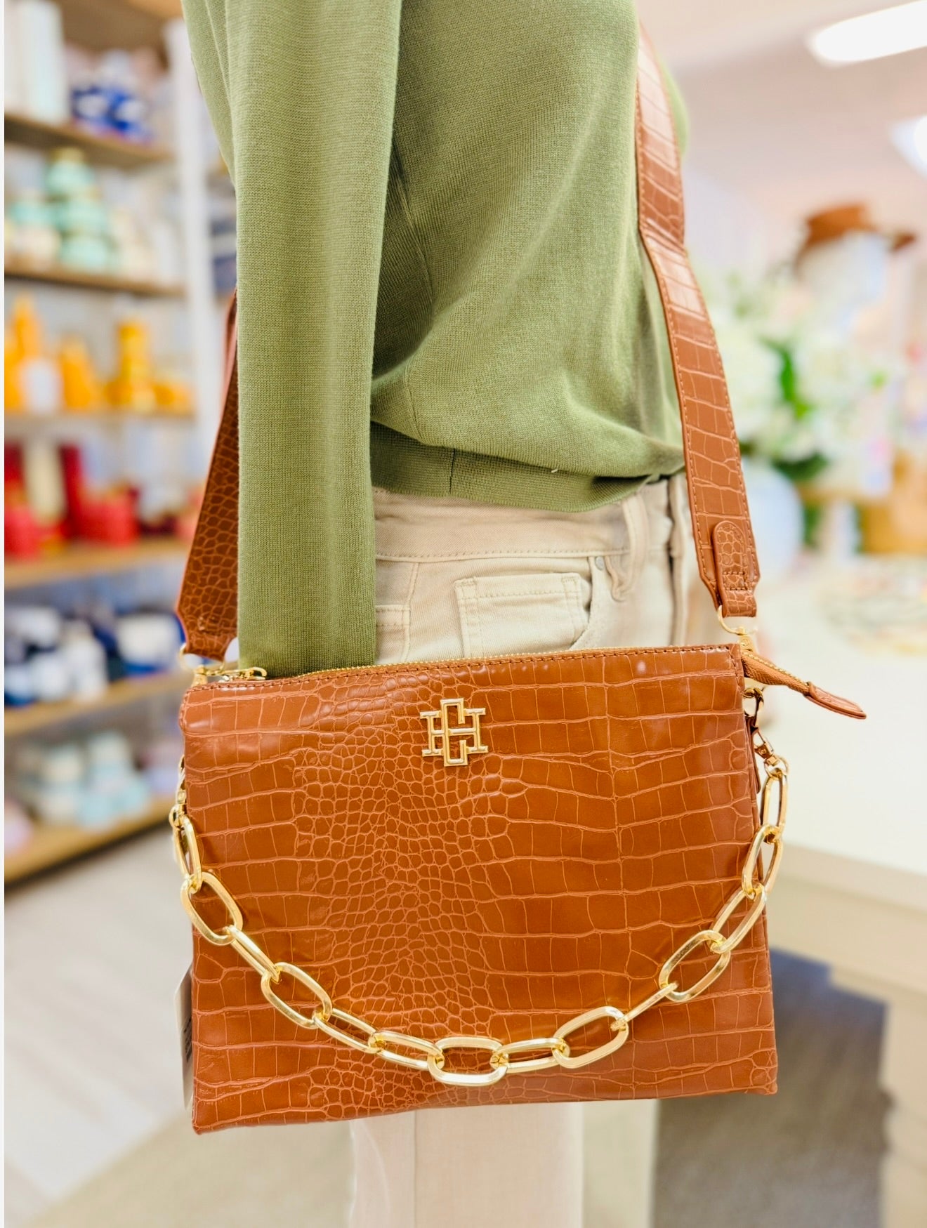 The Ariana Crossbody/ Saddle EC