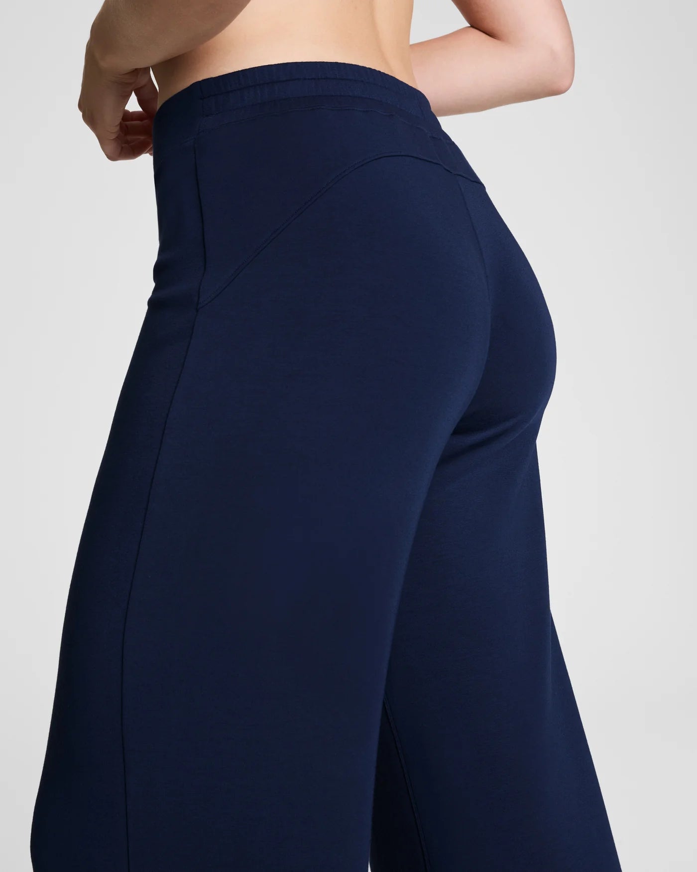 SPANX/ AirEssentials Wide Leg Pant