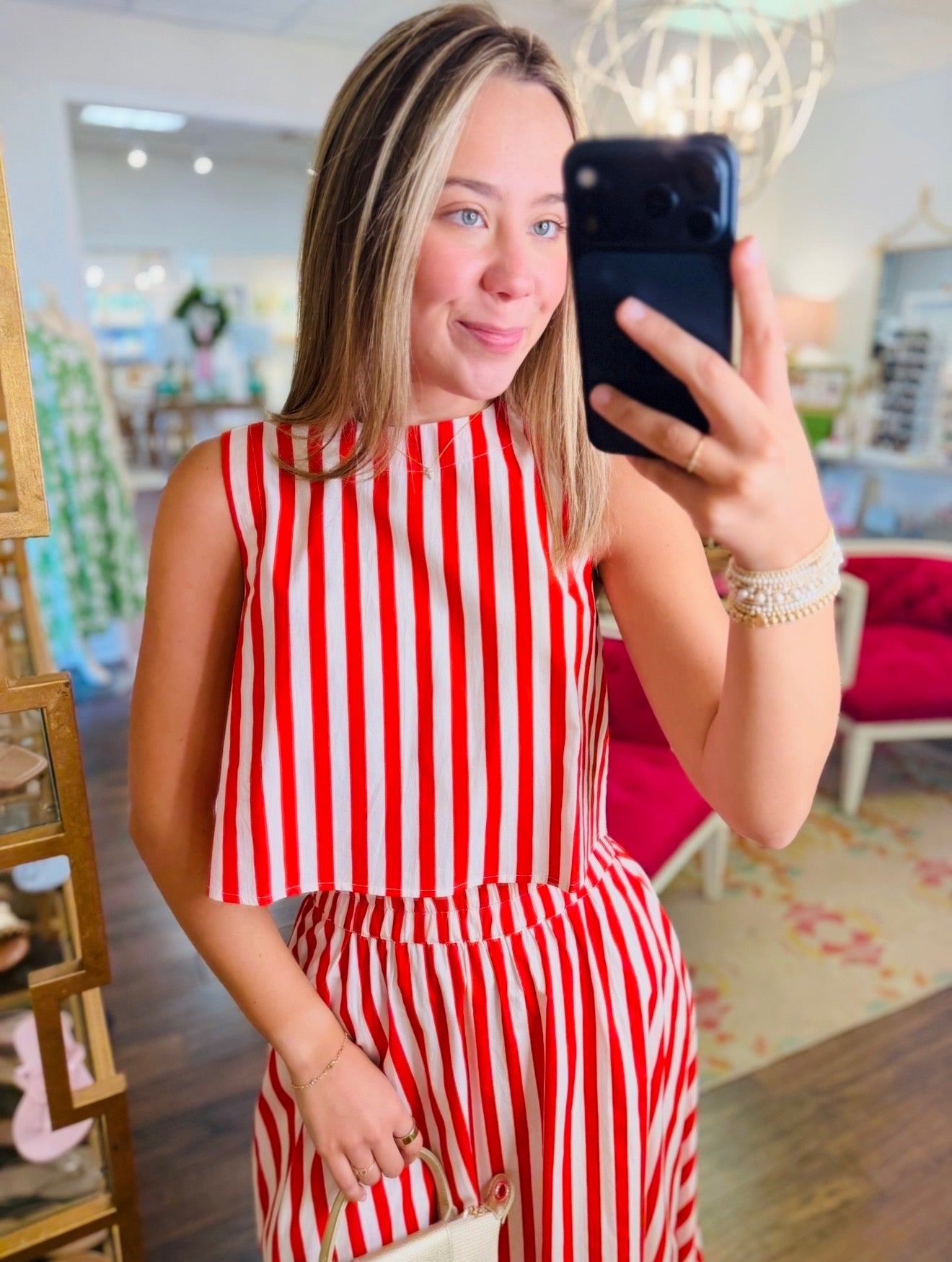 Livro/ The Crop Top/ Red Stripes