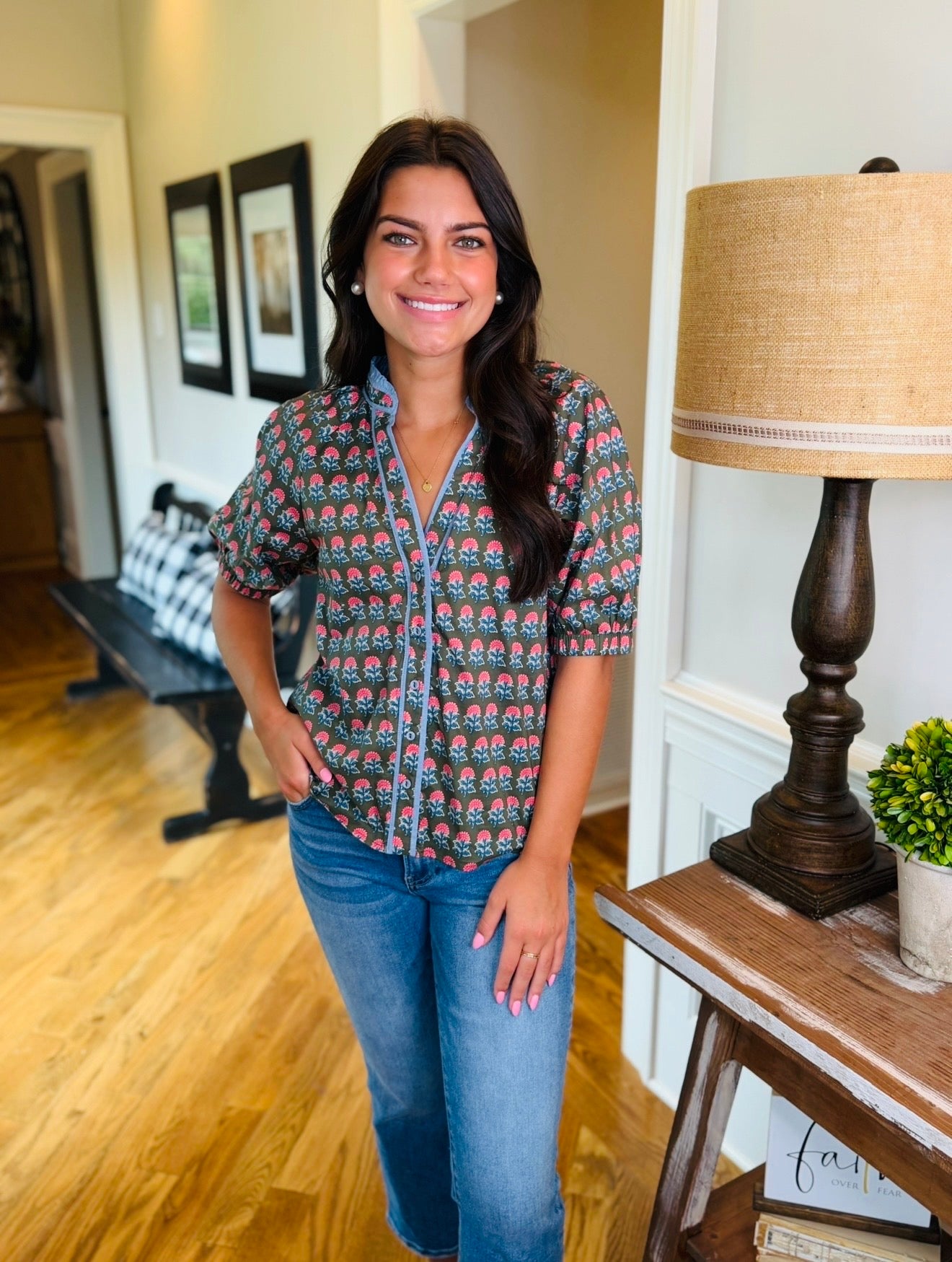 The Prisclee Puff Top