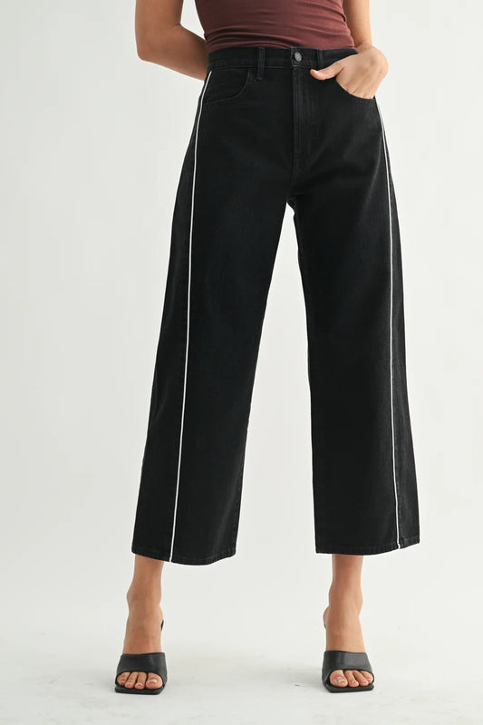 Just Black/ Barrel Jean Twist/ Black