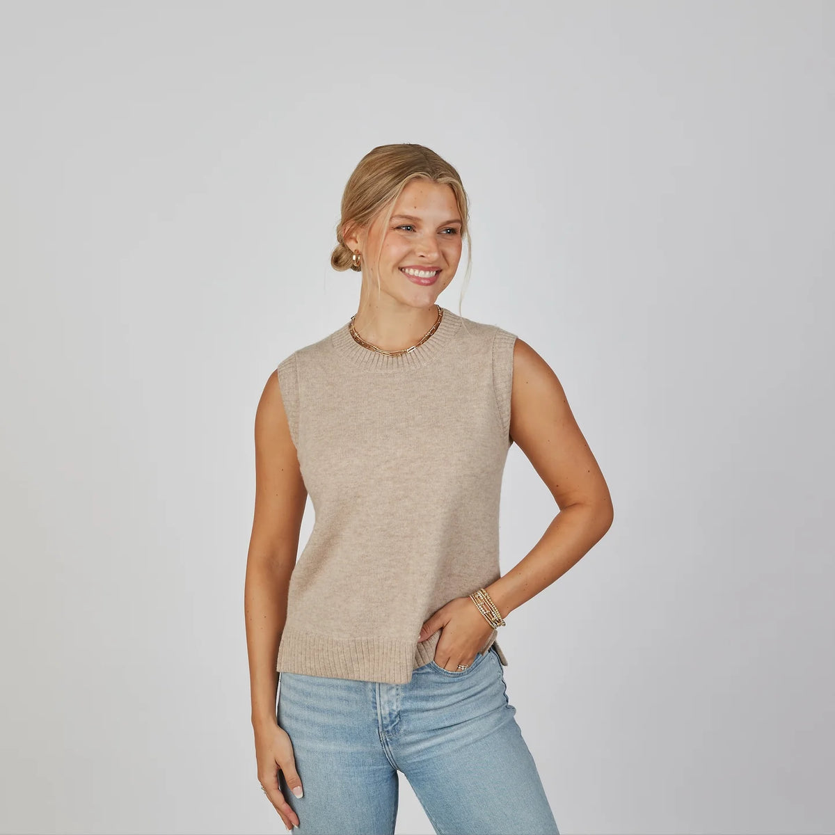 EG/ The Cashmere Vest