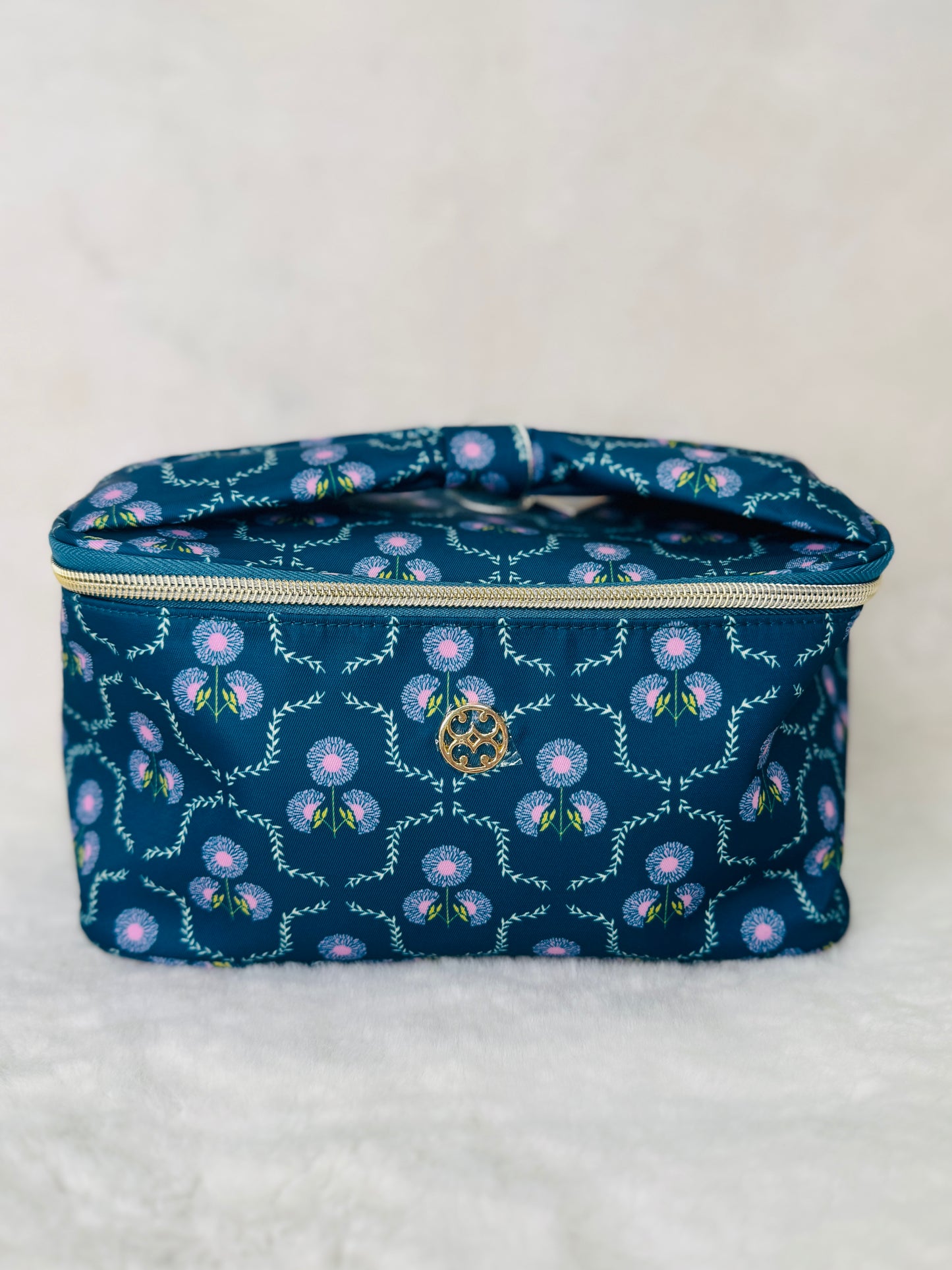 MS/ Kiss & Makeup Bag/ Venice Vines