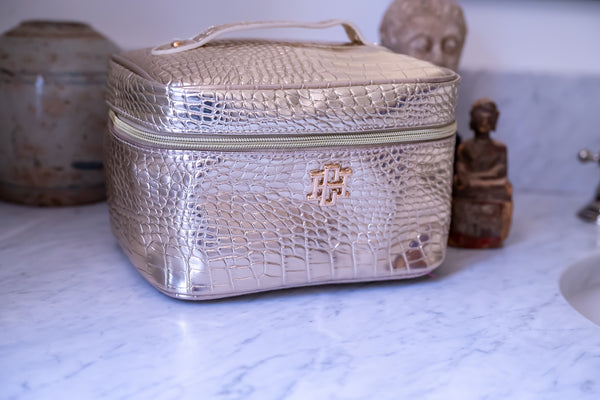 The Hampton Train Case/ Gold EC