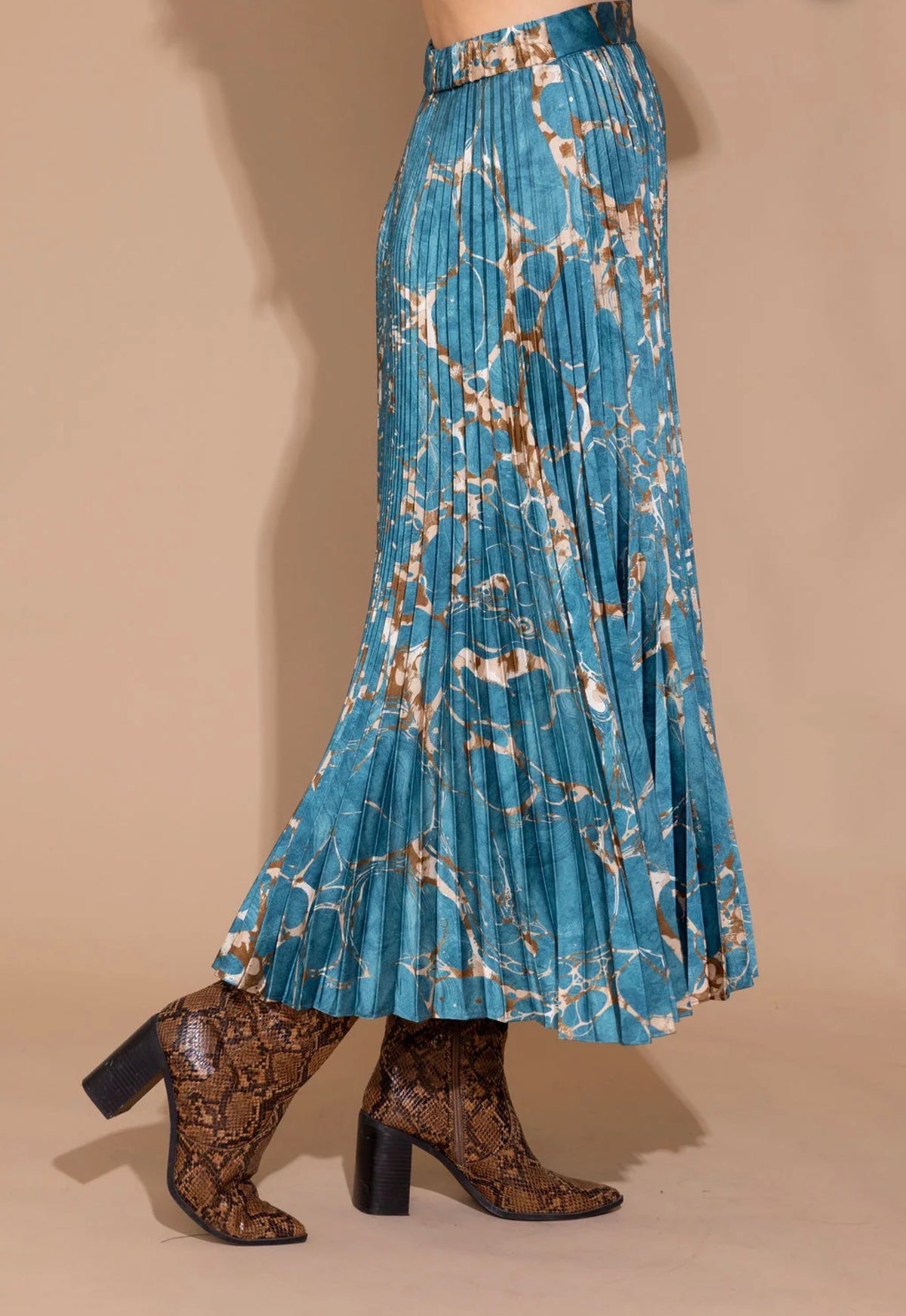 Alden Adair/ The Mcneil Skirt/ Riverstone
