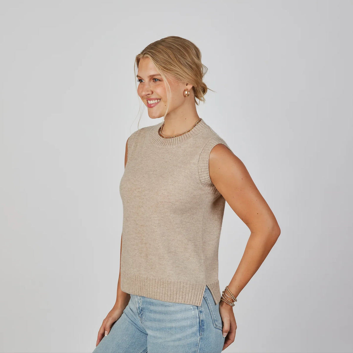 EG/ The Cashmere Vest