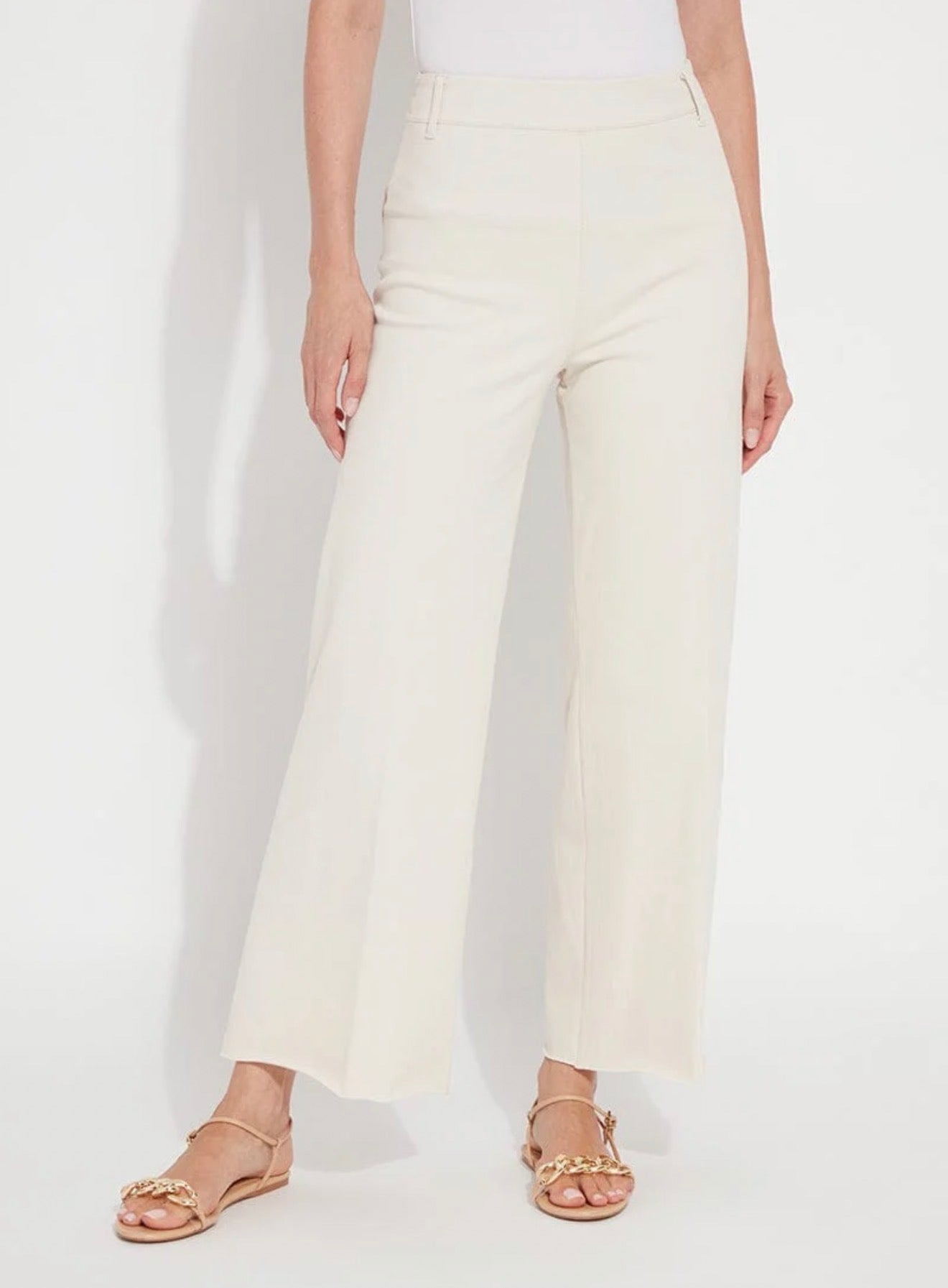 Lyssé/ The Erin Hi Waist Wide Leg Denim/ Oats