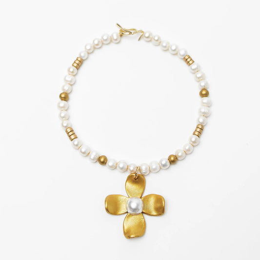Hidden Truth Jewelry/ Freshwater Pearls with Pearl Dogwood