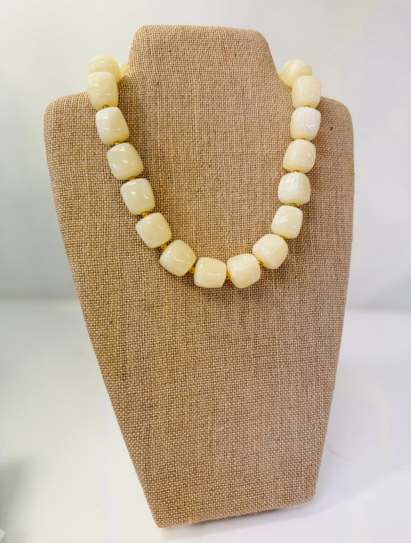HD/ The Bonnie Beaded Necklace/ Butter Yellow