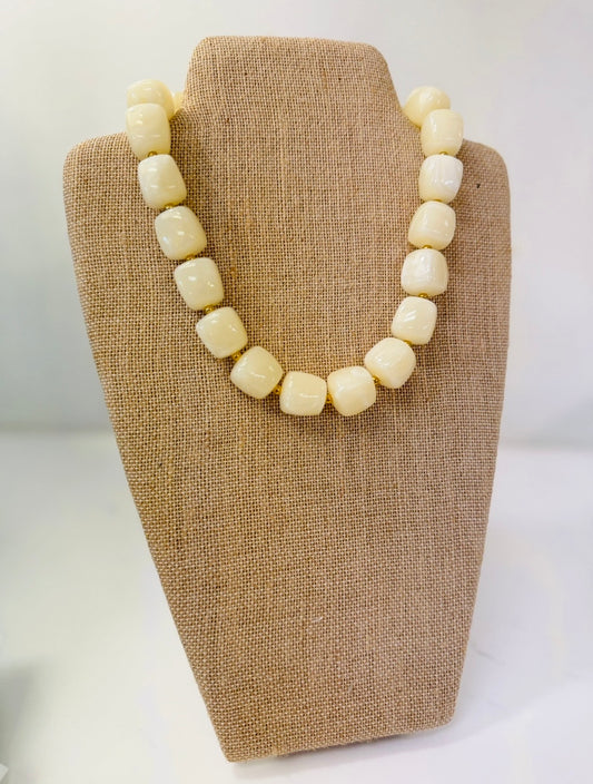 HD/ The Bonnie Beaded Necklace/ Butter Yellow
