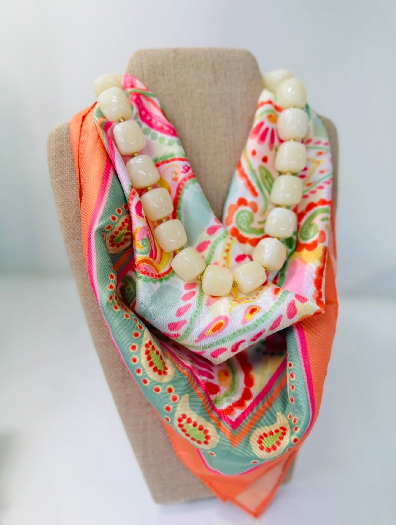 HD/ The Peyton Paisley Scarf